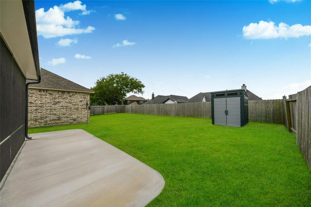 1577 Elm Court, Angleton, TX 77515