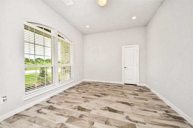 1577 Elm Court, Angleton, TX 77515