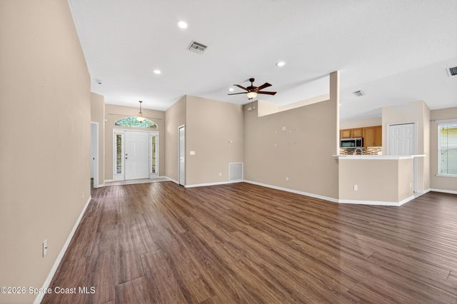 969 Tavernier Circle NE, Palm Bay, FL 32905