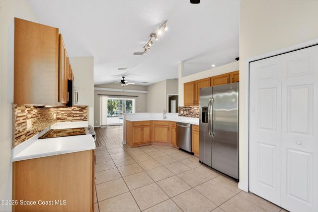 969 Tavernier Circle NE, Palm Bay, FL 32905