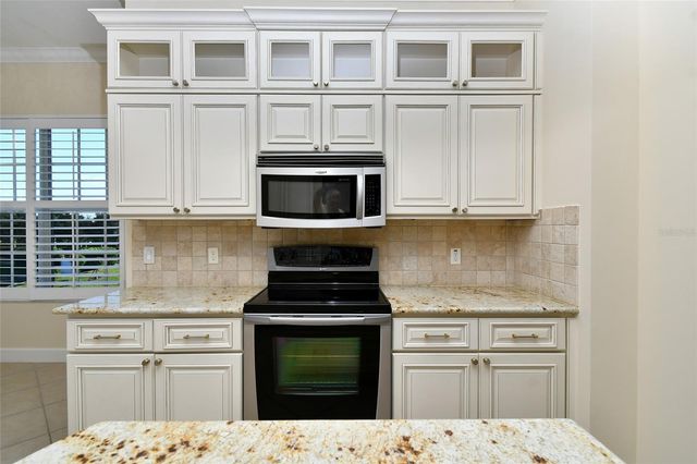 8051 PLAYERS COVE DRIVE 202, Naples, FL 34113