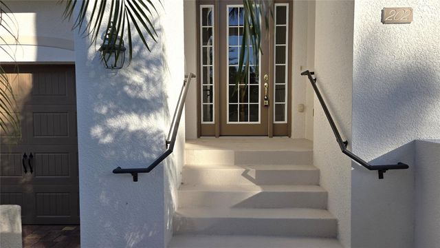 8051 PLAYERS COVE DRIVE 202, Naples, FL 34113