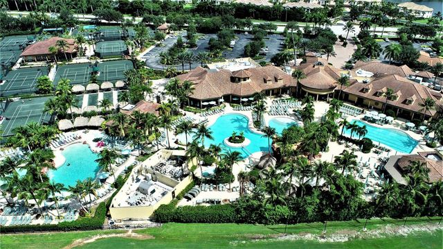 8051 PLAYERS COVE DRIVE 202, Naples, FL 34113