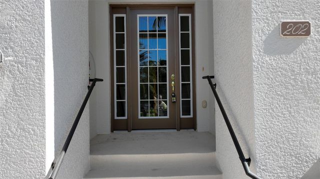 8051 PLAYERS COVE DRIVE 202, Naples, FL 34113