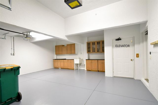 8051 PLAYERS COVE DRIVE 202, Naples, FL 34113