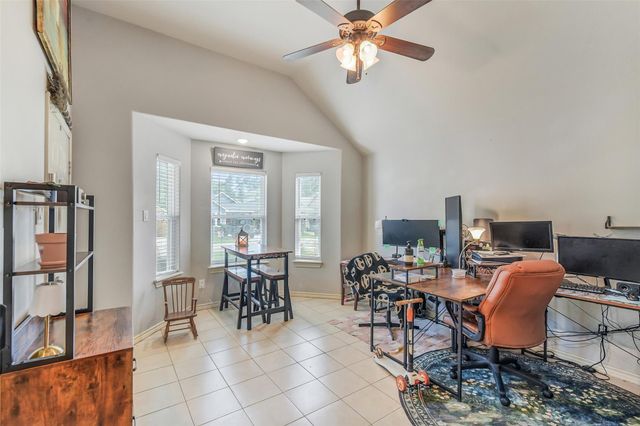 16915 W Ivanhoe, Montgomery, TX 77316