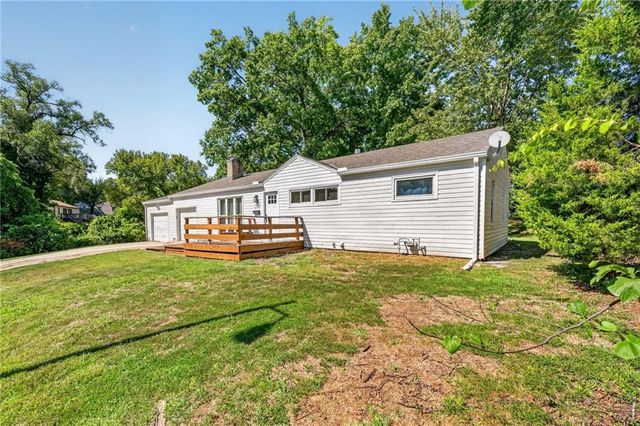 5609 N Lenox Avenue, Kansas City, MO 64151