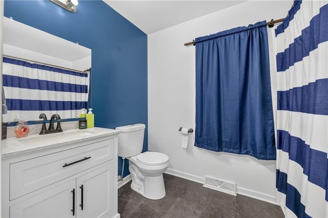 5609 N Lenox Avenue, Kansas City, MO 64151