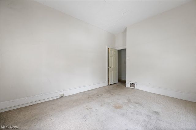 124 Roswell Street, Akron, OH 44305