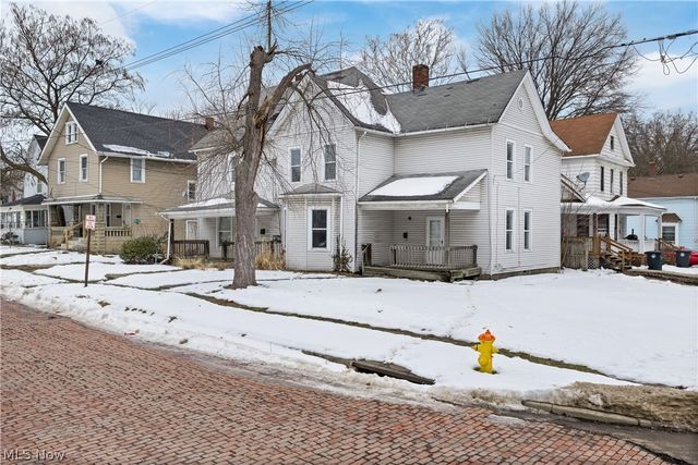 124 Roswell Street, Akron, OH 44305