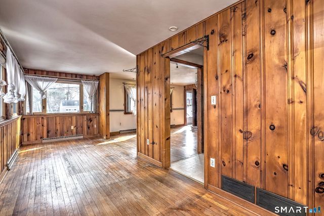 26 Hill Street, Milford, CT 06460