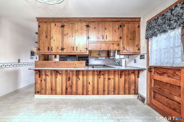 26 Hill Street, Milford, CT 06460