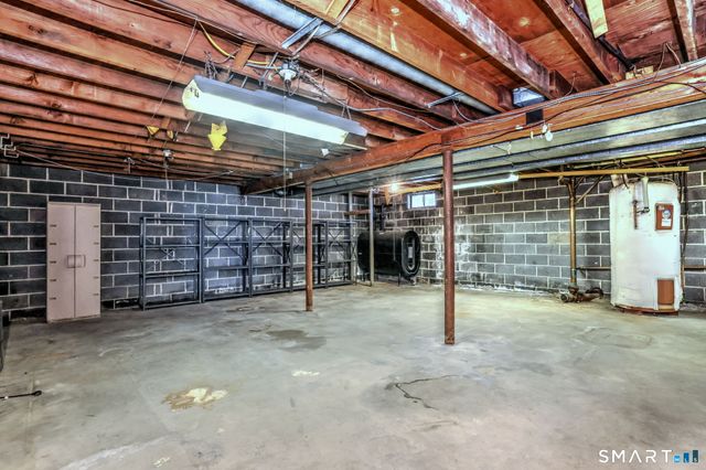 26 Hill Street, Milford, CT 06460