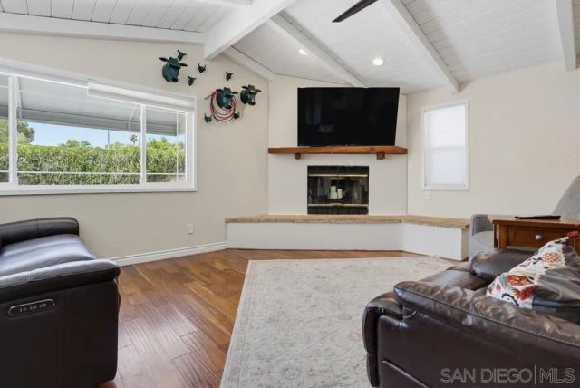 14319 Old Community Rd, Poway, CA 92064