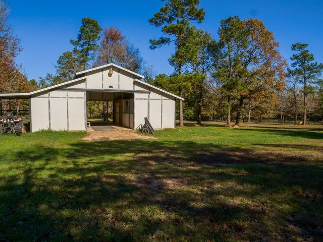 26173 Crown Ranch Boulevard, Montgomery, TX 77316