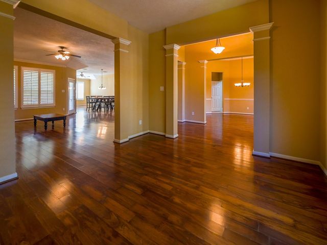 26173 Crown Ranch Boulevard, Montgomery, TX 77316