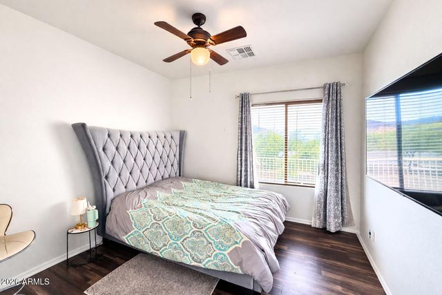 2405 E CHARLOTTE Drive, Phoenix, AZ 85024