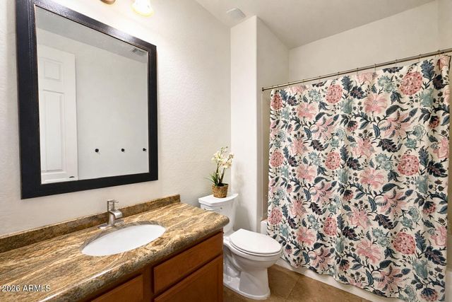 2405 E CHARLOTTE Drive, Phoenix, AZ 85024