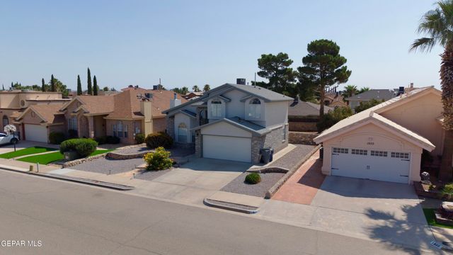 1924 SUN TIDE Drive, El Paso, TX 79938