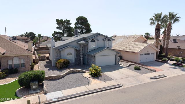 1924 SUN TIDE Drive, El Paso, TX 79938