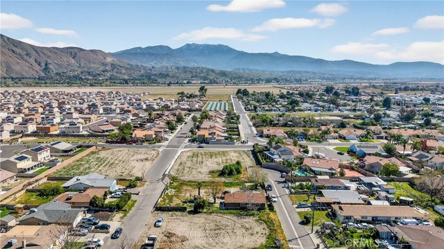 40560 Artesia, San Jacinto, CA 92583