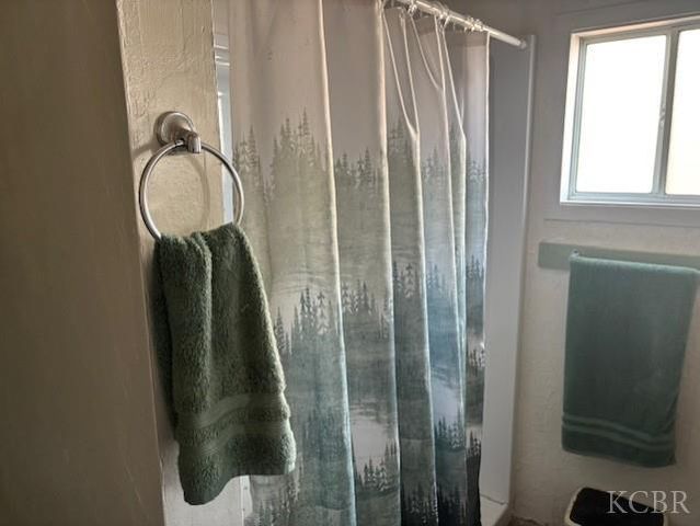 10846 Jensen Street, Armona, CA 93202