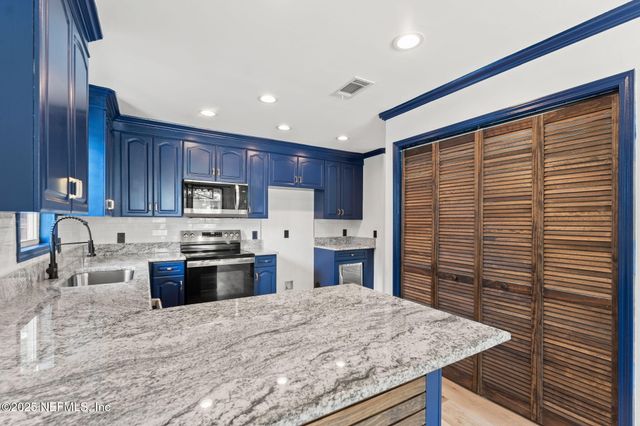 462 W 61ST Street, Jacksonville, FL 32208