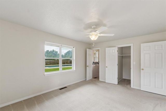 920 NW 32nd Street, Moore, OK 73160