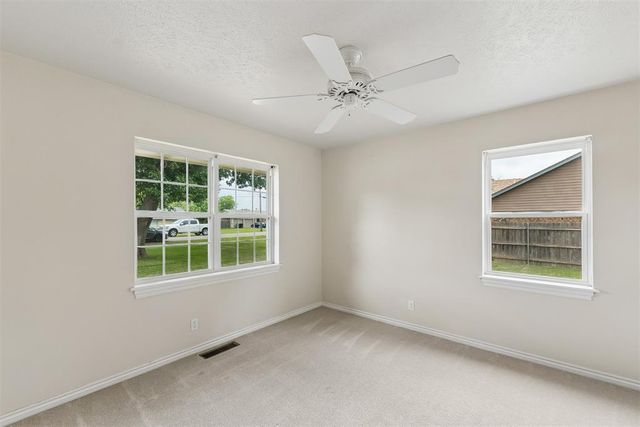 920 NW 32nd Street, Moore, OK 73160
