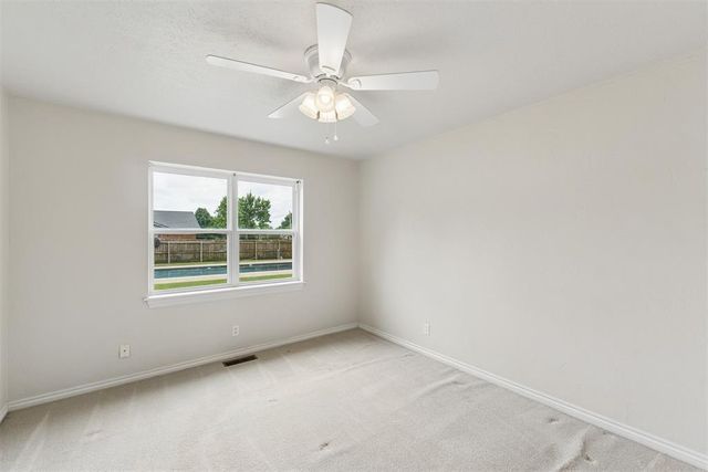 920 NW 32nd Street, Moore, OK 73160