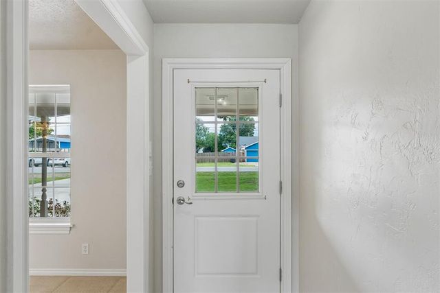 920 NW 32nd Street, Moore, OK 73160