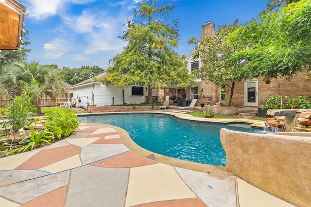 6315 Wimbledon Villas Drive, Spring, TX 77379