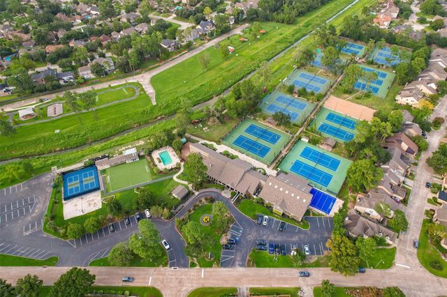 6315 Wimbledon Villas Drive, Spring, TX 77379