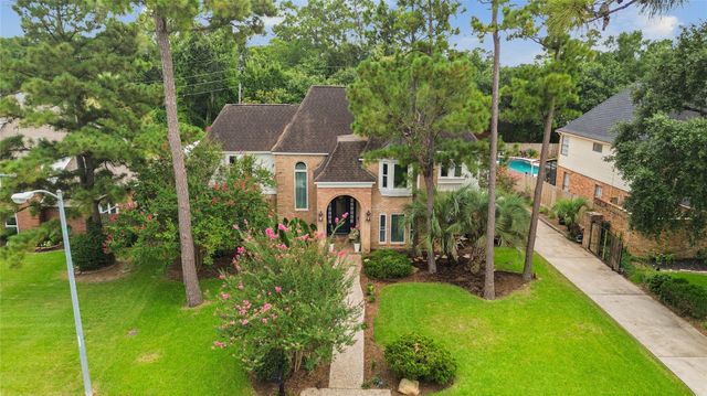 6315 Wimbledon Villas Drive, Spring, TX 77379