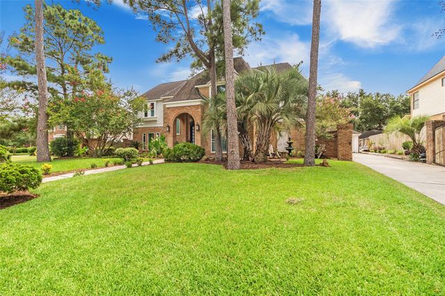 6315 Wimbledon Villas Drive, Spring, TX 77379