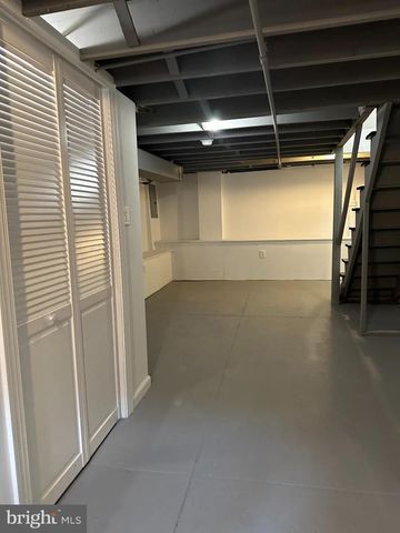 1929 TITAN ST, Philadelphia, PA 19146