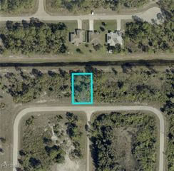 1053 Dearborn ST, Lehigh Acres, FL 33974