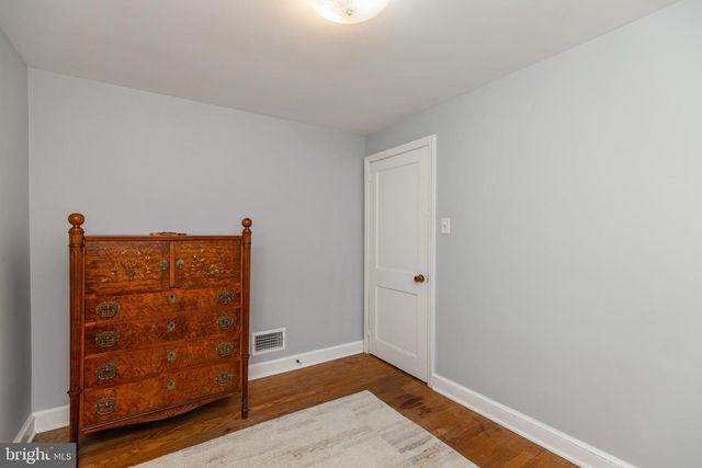 105 LAUREL LN, Wilmington, DE 19804