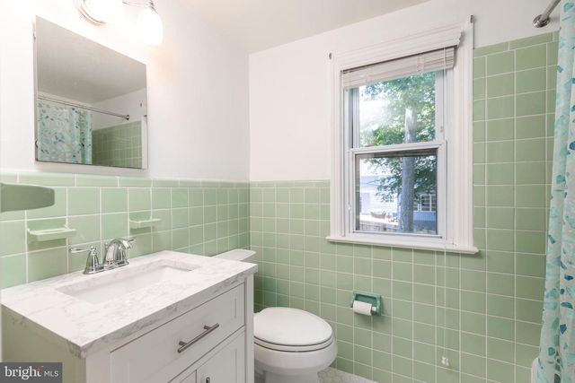 105 LAUREL LN, Wilmington, DE 19804