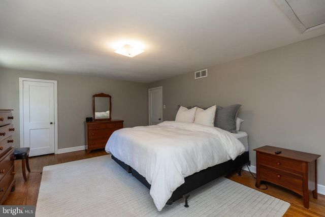 105 LAUREL LN, Wilmington, DE 19804