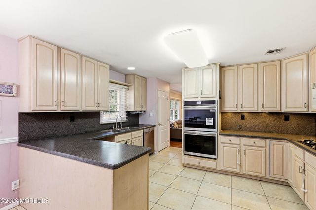 1433 14th Street, Lakewood, NJ 08701