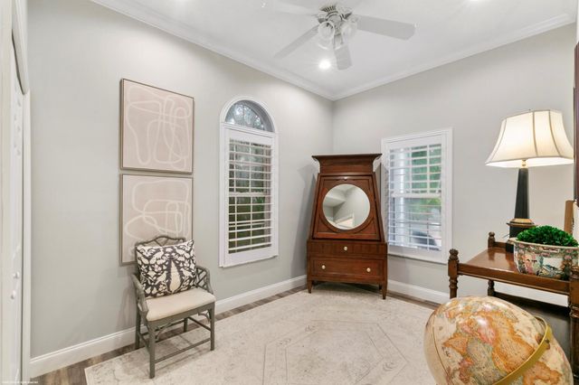 16 Ridgeview Road N, Sewalls Point, FL 34996