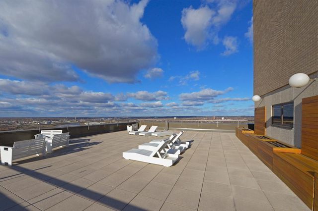 15 S 1st Street A1211, Minneapolis, MN 55401