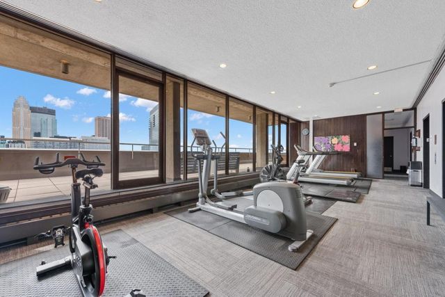 15 S 1st Street A1211, Minneapolis, MN 55401