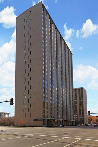 15 S 1st Street A1211, Minneapolis, MN 55401