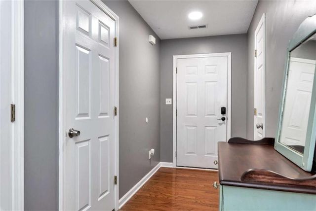 5503 Amber Cove Way, Flowery Branch, GA 30542