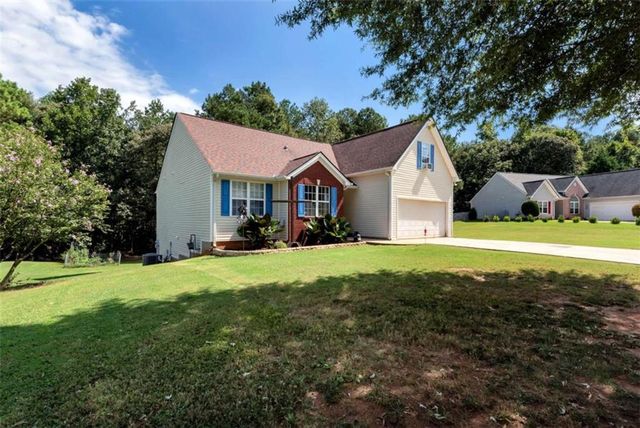 5503 Amber Cove Way, Flowery Branch, GA 30542