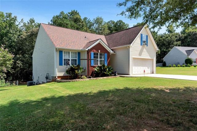 5503 Amber Cove Way, Flowery Branch, GA 30542