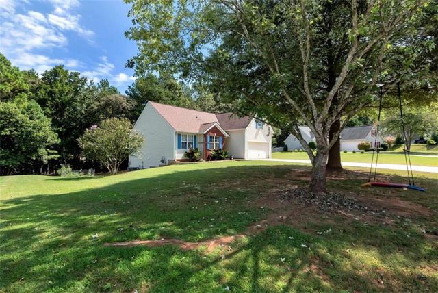 5503 Amber Cove Way, Flowery Branch, GA 30542