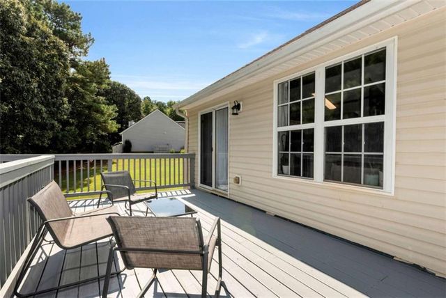 5503 Amber Cove Way, Flowery Branch, GA 30542